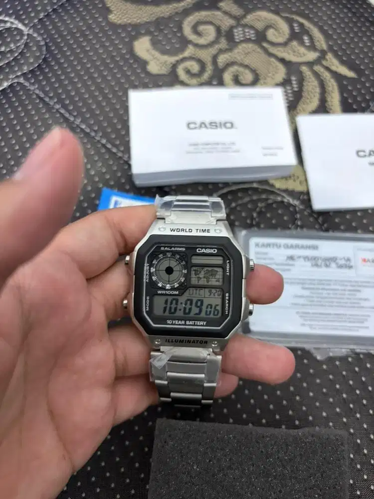 Casio AE1200whd