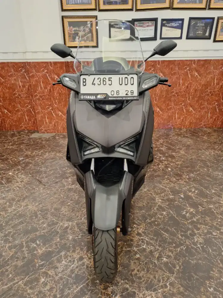Hub ima . Xmax Techmax 2024 Km low [ dp promo ] bisa Cod sejabodetabek