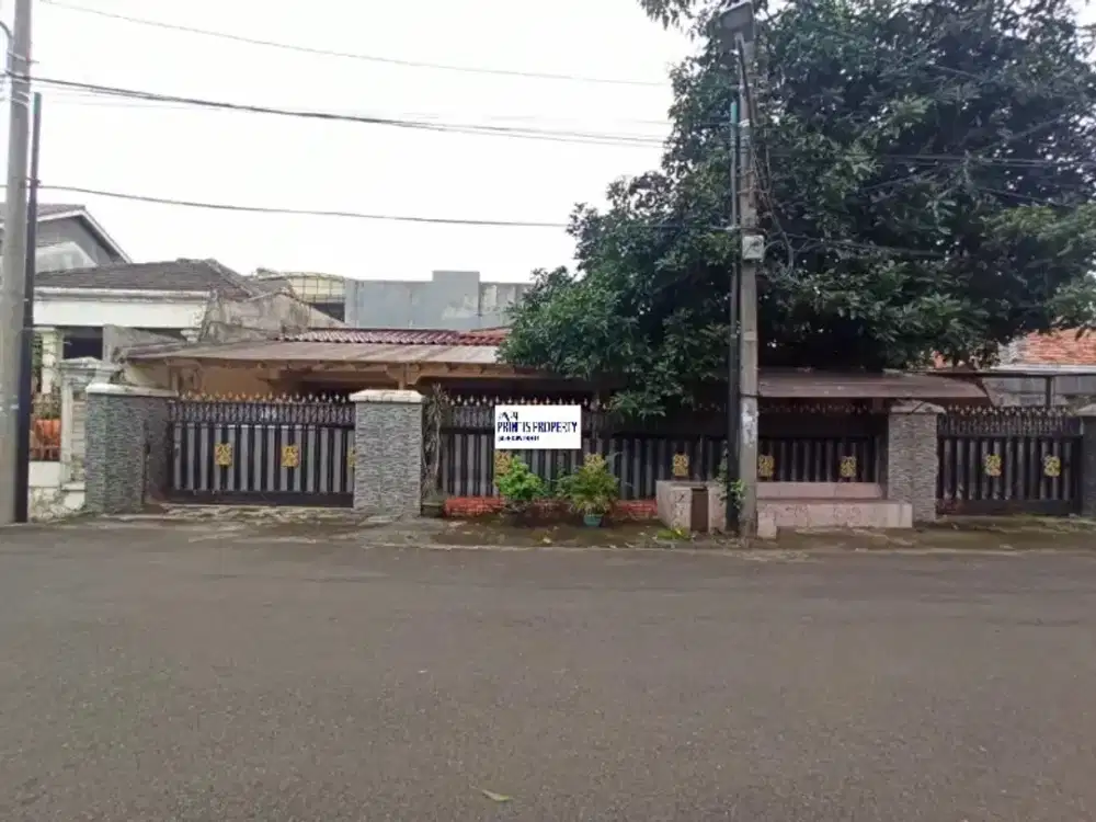 Di Jual Rumah 2 Lantai dalam Komplek Gudang Peluru, Tebet, JakSel