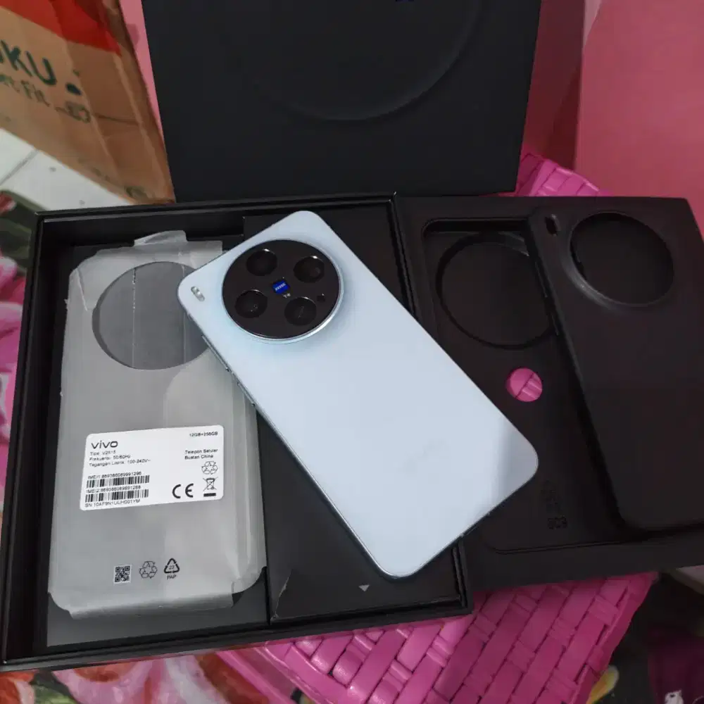 Vivo x300 garansi resmi aktif