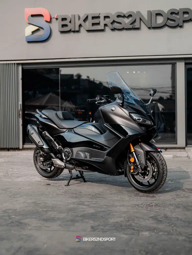 YAMAHA T-MAX 560 2026