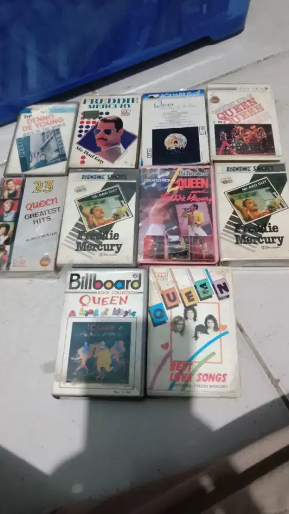 Kaset tape jadul queen freddie mercury