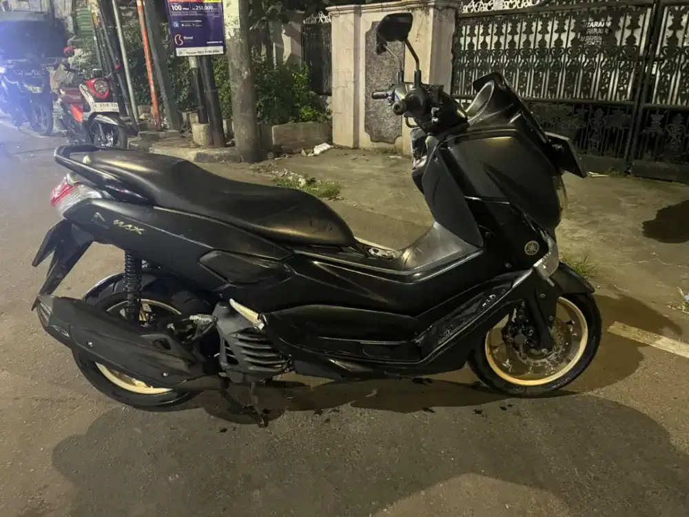 Nmax 2019 lengkap pajak hidup