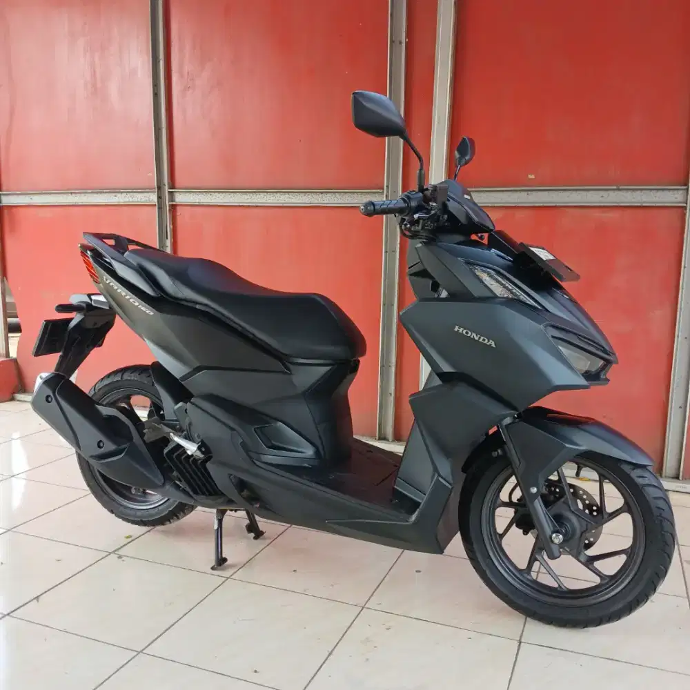 LIKE NEW HONDA VARIO 160 CBS 2023 ISTIMEWA
