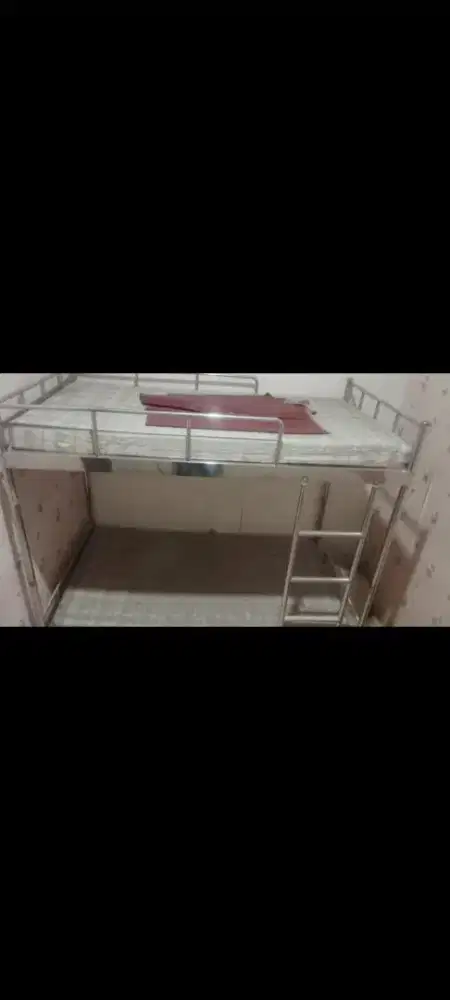 Dijual tempat tidur tingkat