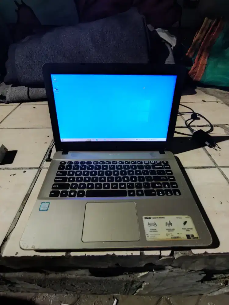 LAPTOP ASUS X441U