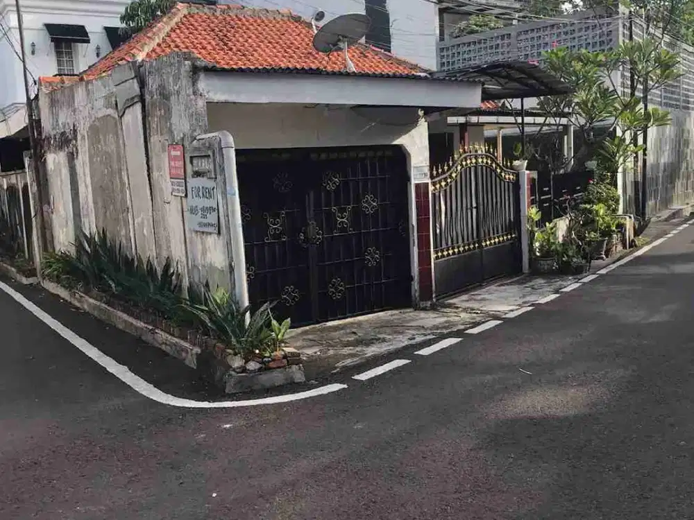 dijual rumah lama di ampera jakarta selatan