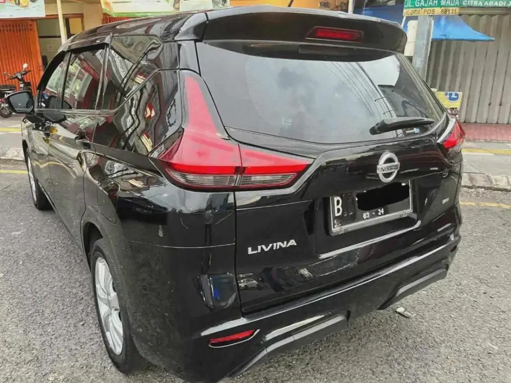 129jt Nissan Livina EL 2019 MT, mobil keluarga yang irit + lega