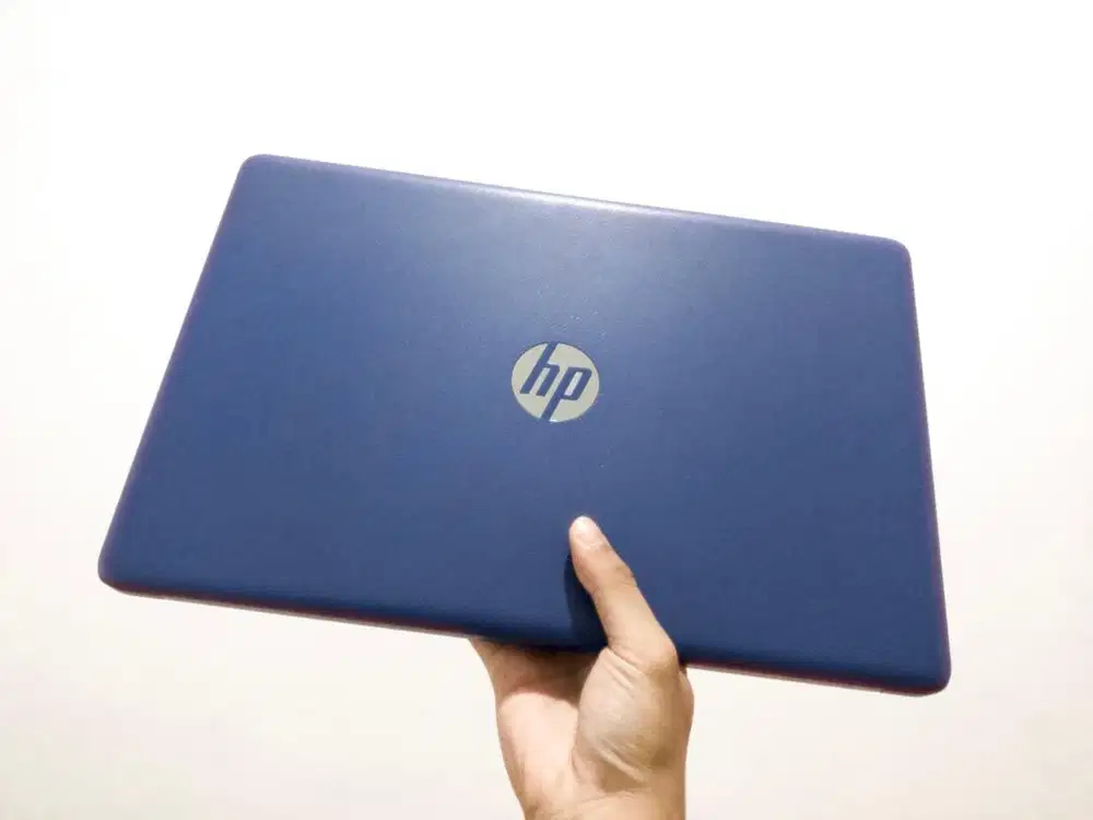 Laptop HP 14 amd A4 radeon R3