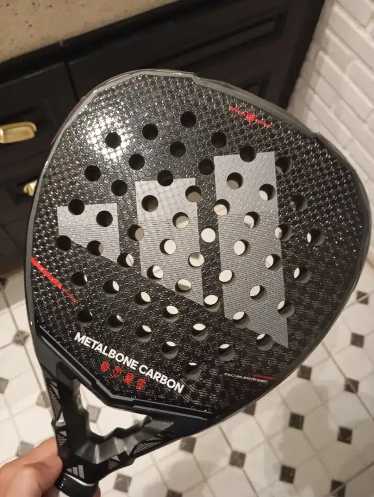 Raket Padel Second Adidas Metalbone Carbon 2026