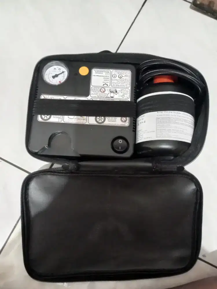 Jual tirekit ( pompa elektrik dan cairan tambal ban )