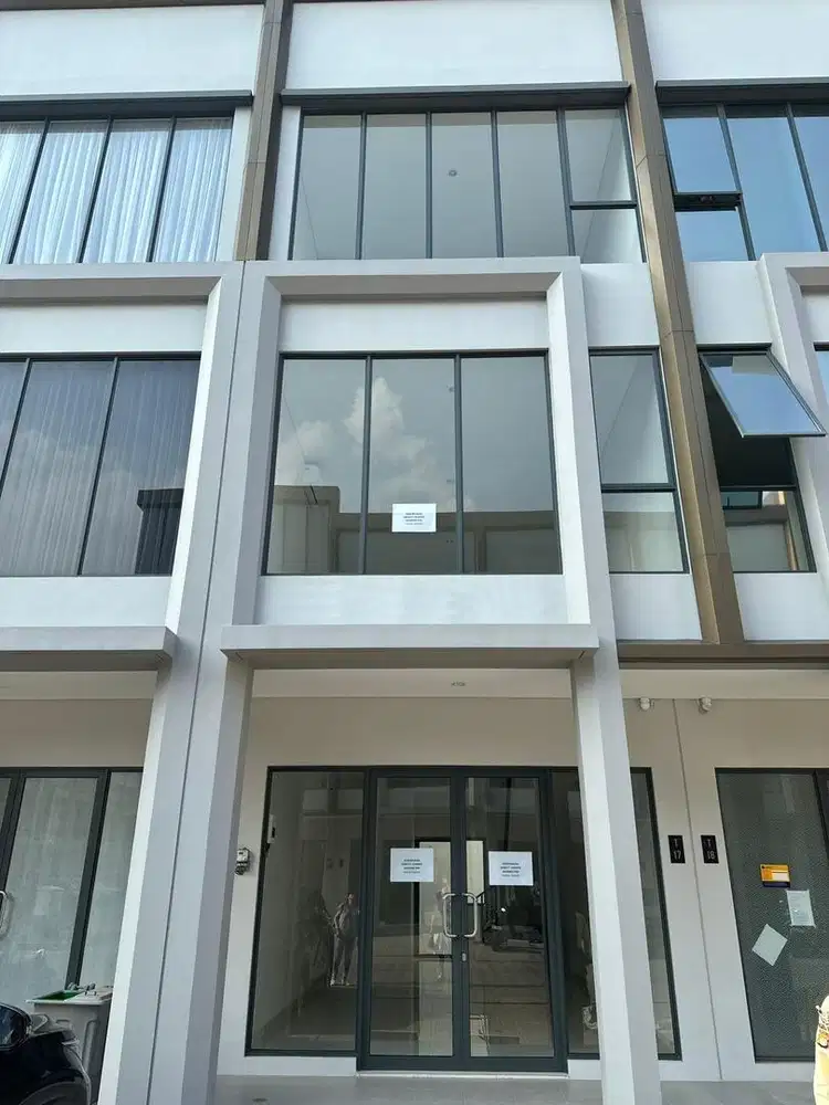 DISEWAKAN Ruko Maggiore Junction Sebelah Goldfinch -Hampton Tanggerang