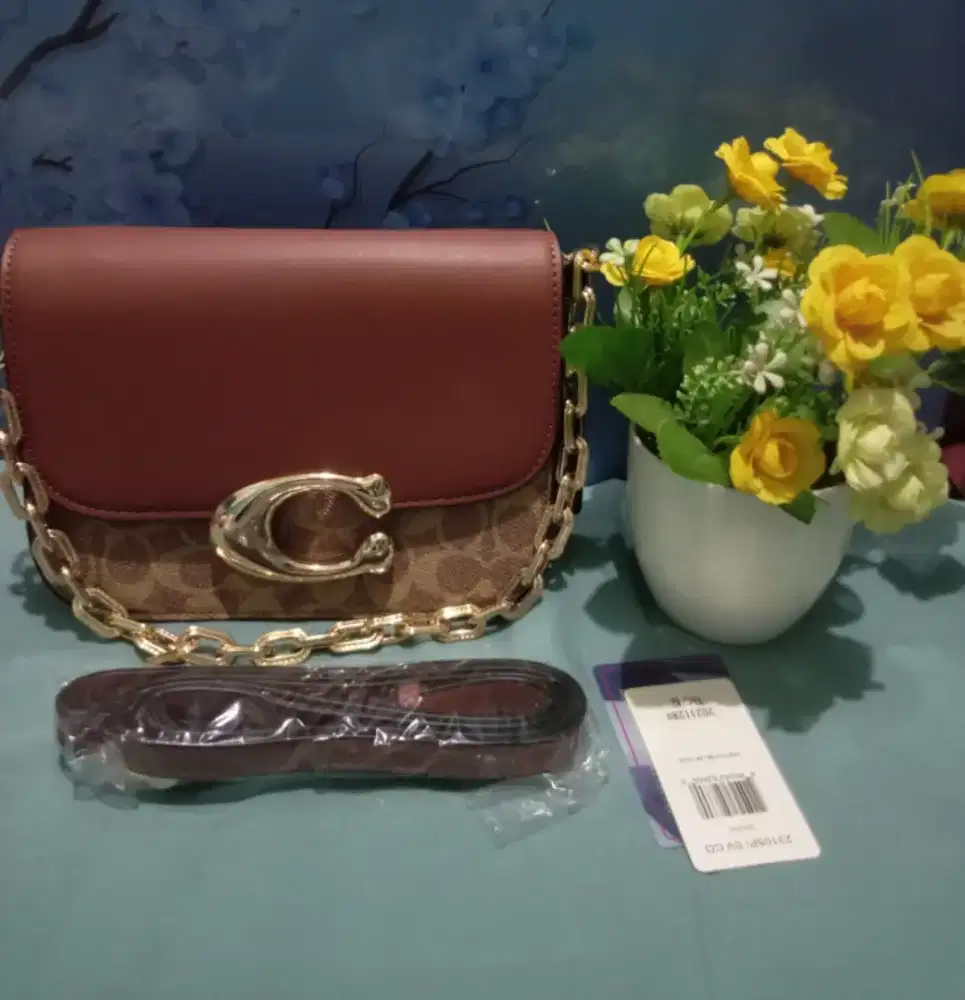 Di jual tas wanita shoulder bag coach