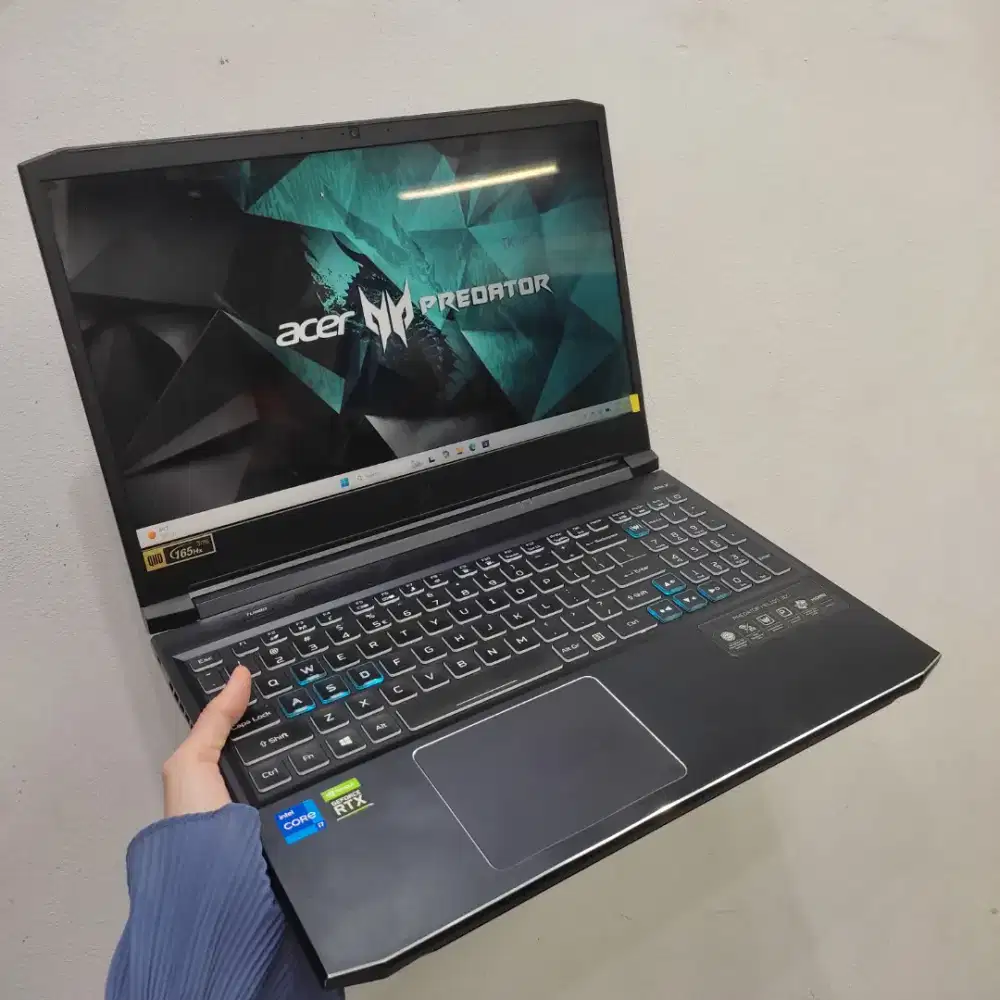 ACER PREDATOR HELIOS 300 CORE i7-11800H RAM 16 GB SSD 256 GB RTX 3070