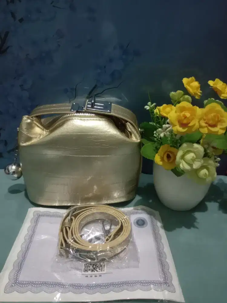 Di jual tas wanita merk kosk