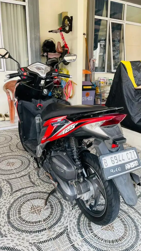 Vario 125 KZR 2014 Type ISS