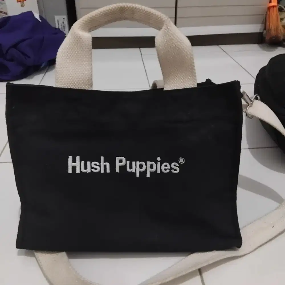 Tas hush puppies
