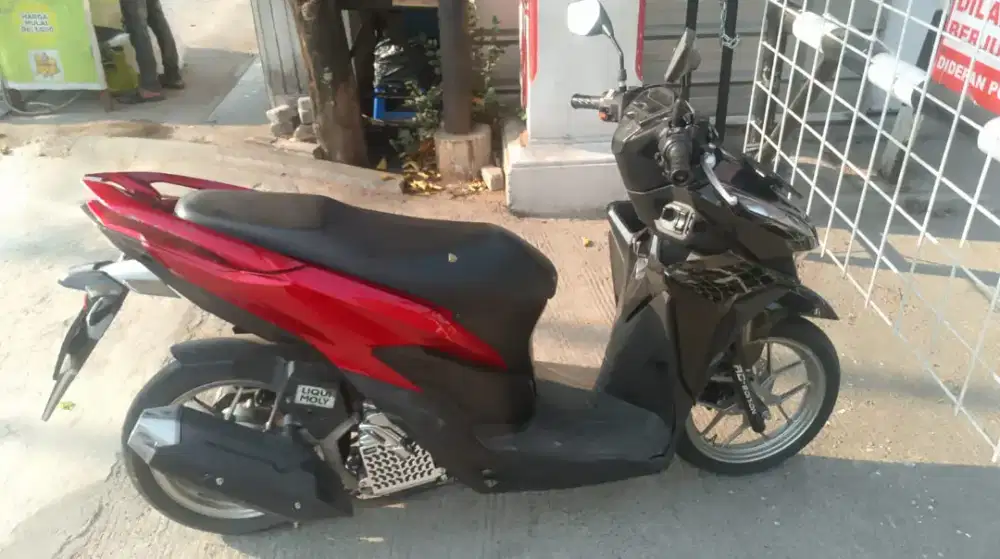 Dijual vario 125 iss CBS gen 2 lengkap