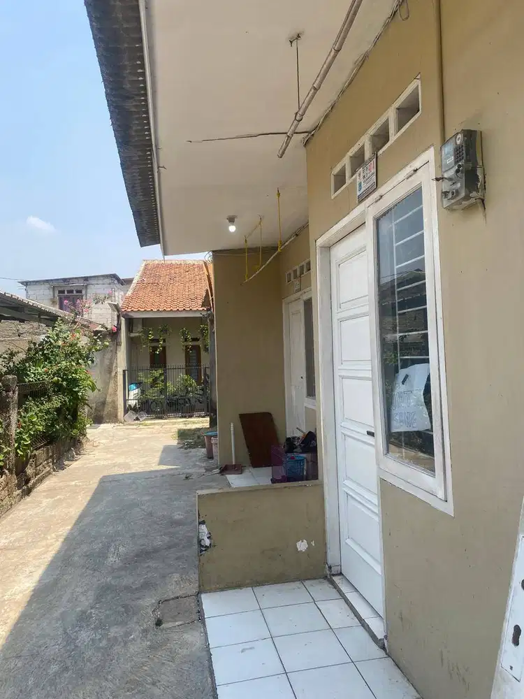 Disewakan Rumah di Serua Ciputat Tangerang Selatan