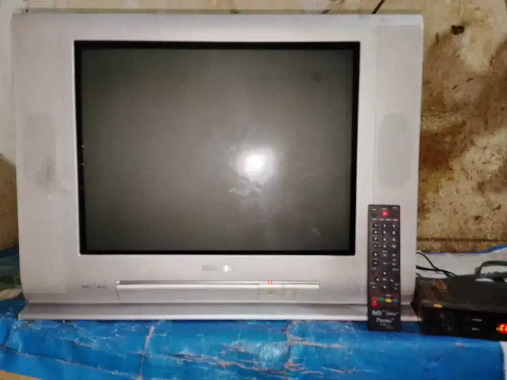 TV 21 FLAT TOSHIBA & STB
