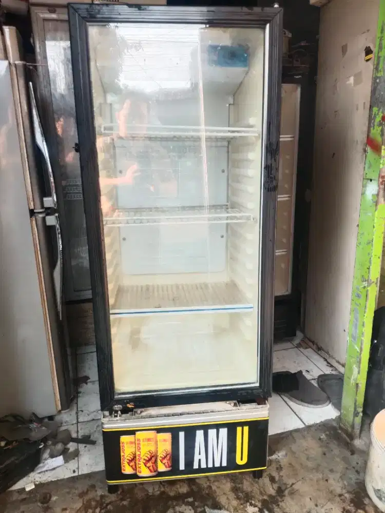 Showcase midea normal dingin siap pakai