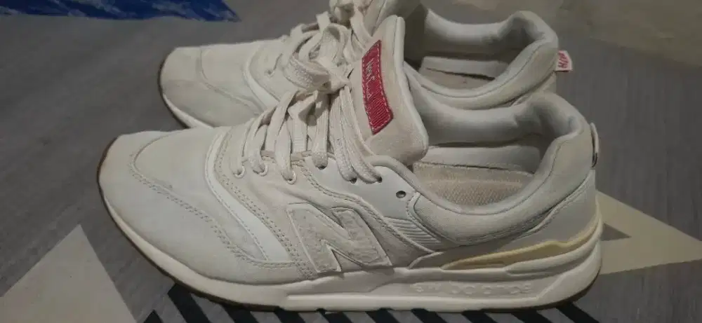 NewBalance 997h white