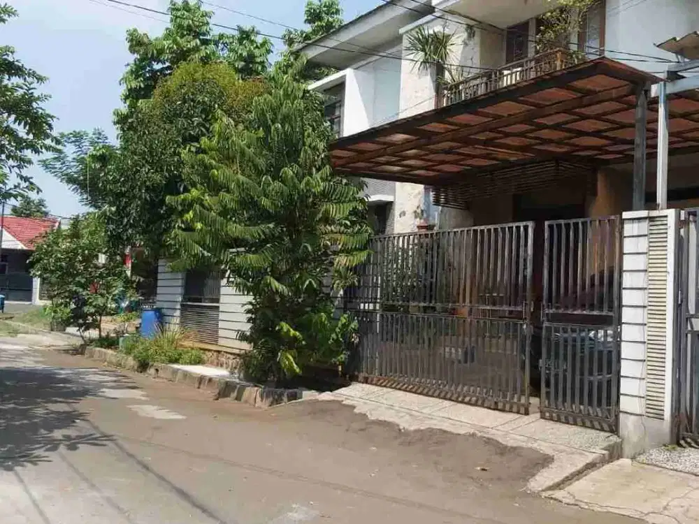 Dijual Rumah Mewah 2 Lantai di Pulo Gebang Kirana Jakarta Timur