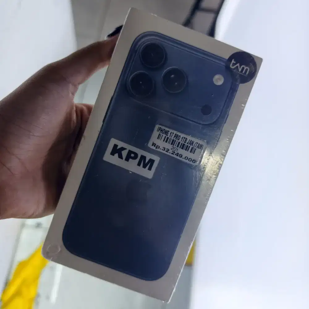 iPhone 17 pro  1TB