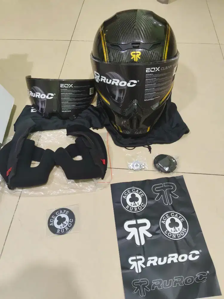 Helm carbon ruroc eox