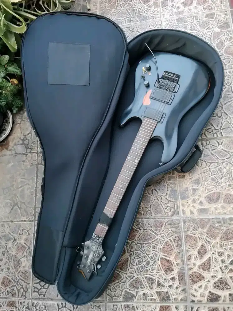 Gitar elektrik CORT EVL K-4