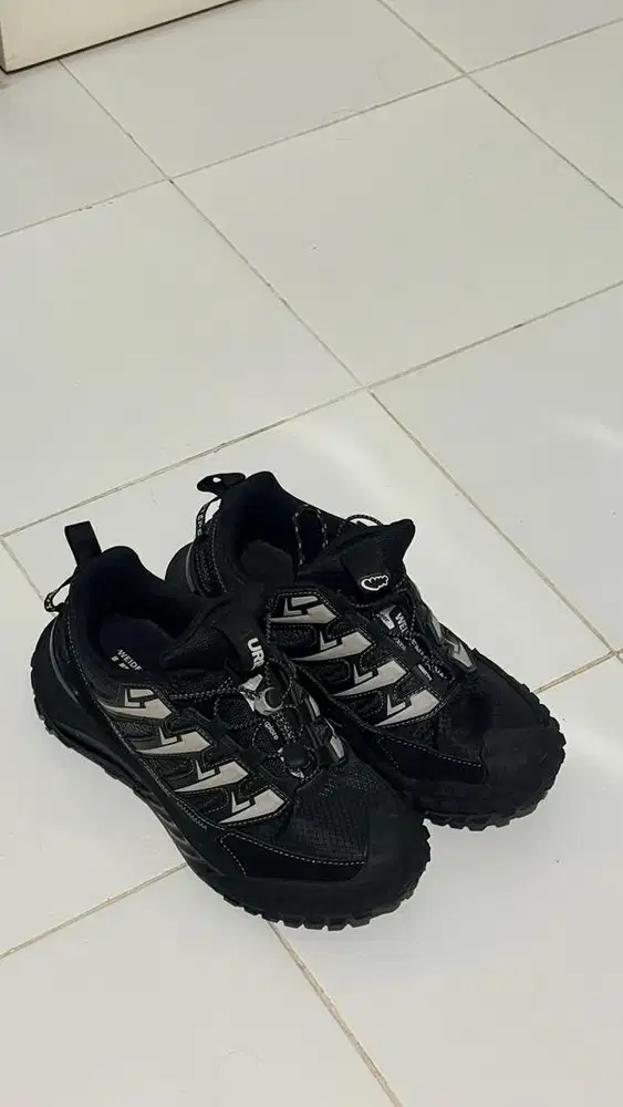 Sepatu Weidenmann Urban Hinterhalt 02 x willy winarko