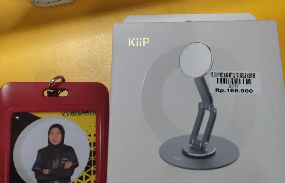 KIIP H02 MAGNETIC FOLDABLE HOLDER