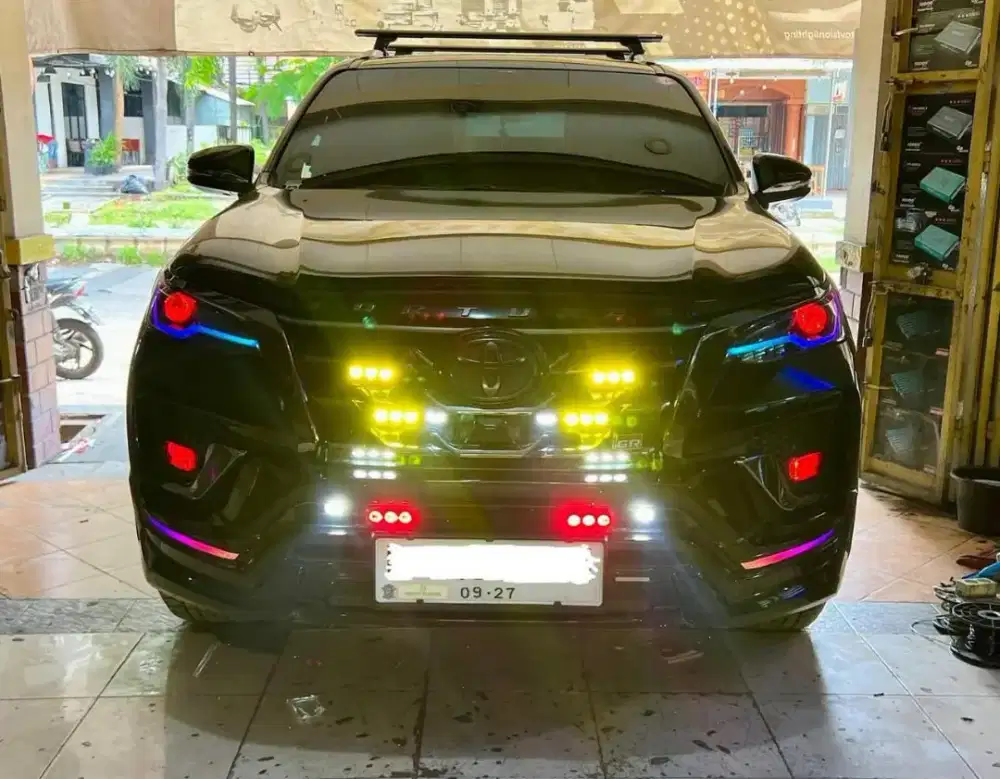 FULL MODIF ! Toyota Fortuner VRZ 2.8 GR SPORT TSS AT 2022 VELG HITAM
