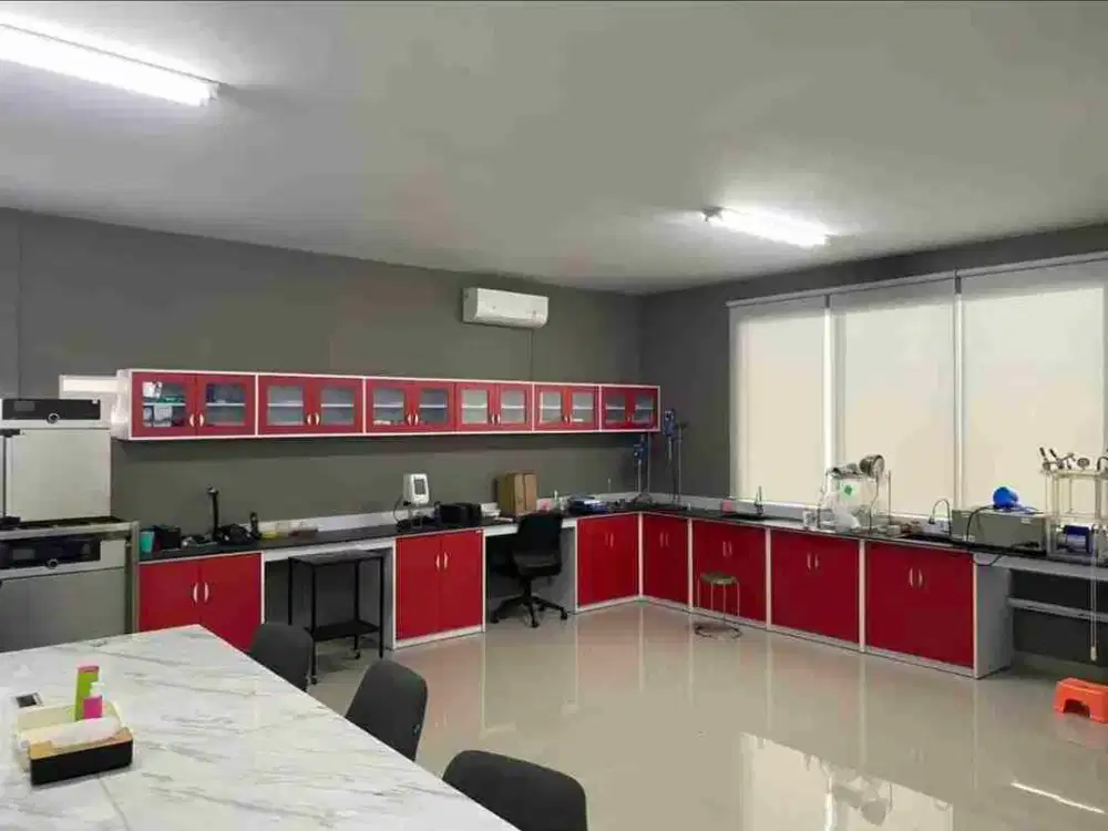 Dijual Ruang Usaha 2 Lantai Kondisi Bagus Siap untuk Usaha di Sentul