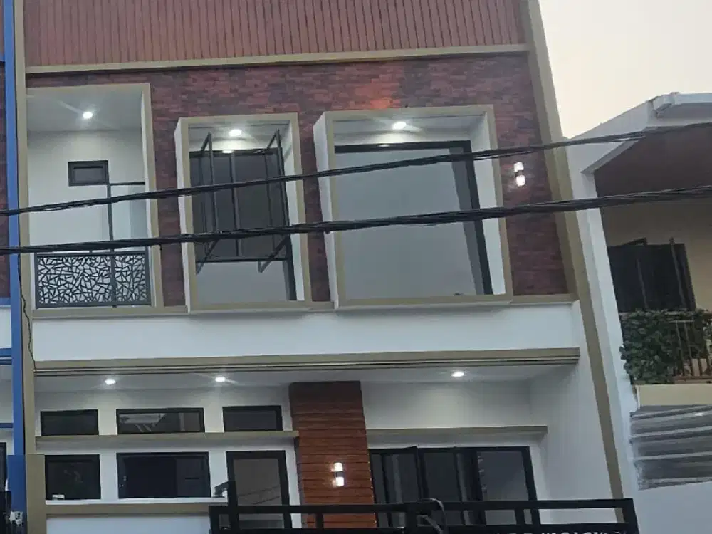 Rumah 2 Lantai Baru Depan Jalan Besar Di Nusaloka BSD City