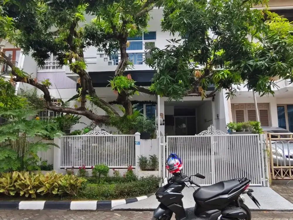 Rumah 2 Lantai di Bumi Permata Indah Bebas Banjir