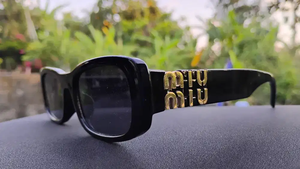 Kacamata/sunglasses MIU MIU