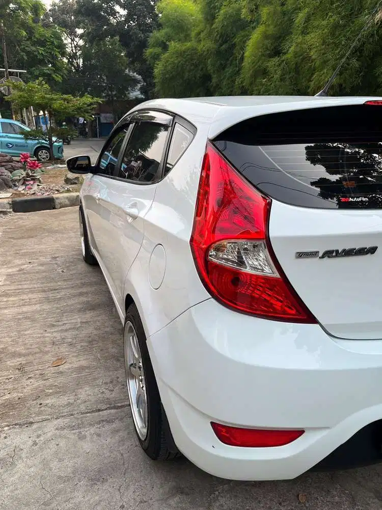 Hyundai Grand Avega 2014 Bensin