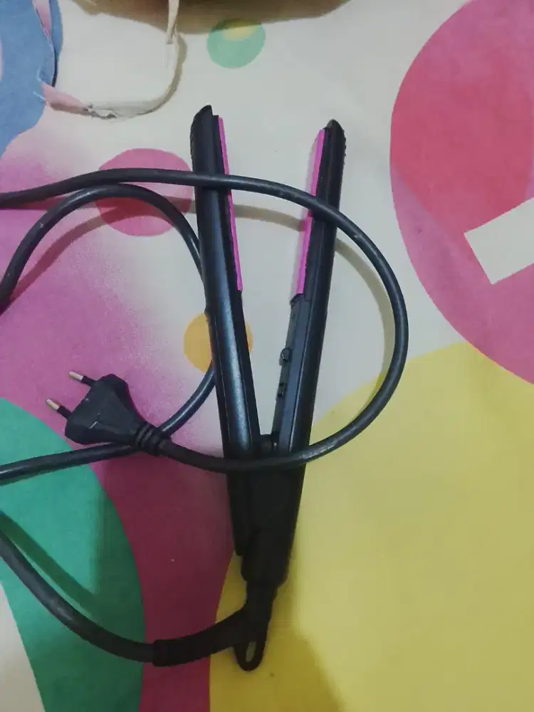 Catokan rambut merk Philips second