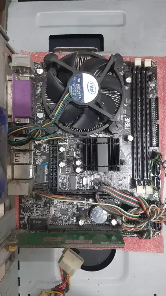 Motherboard + Prosesor Core 2 Quad Q6600 2.4 Ghz Plus Casing Simbadda