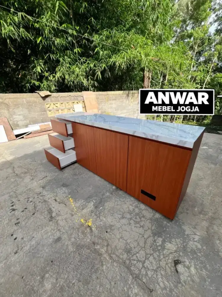 Meja kabinet dapur minimalis