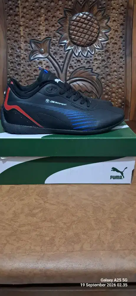 (NEW) Casual Shoes Puma BMW M Motprsport Neo Cat size 42 insole 26,5
