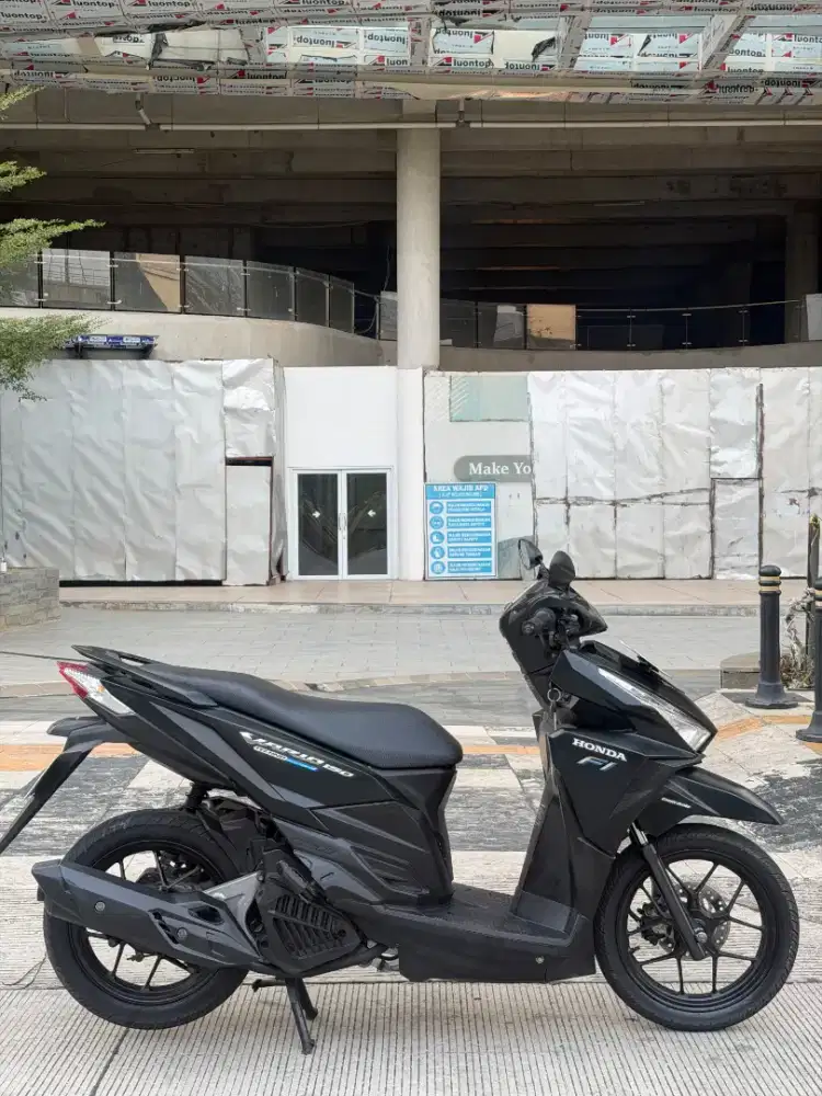 Honda Vario 150 2015 kilometer 8 Rb pajak 09.2027