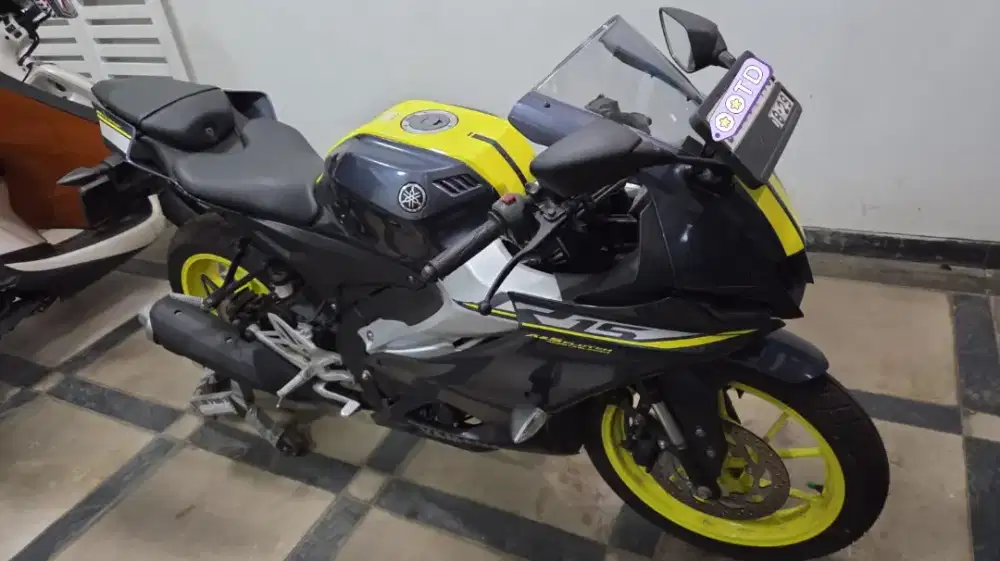 Yamaha R15 2024 surat