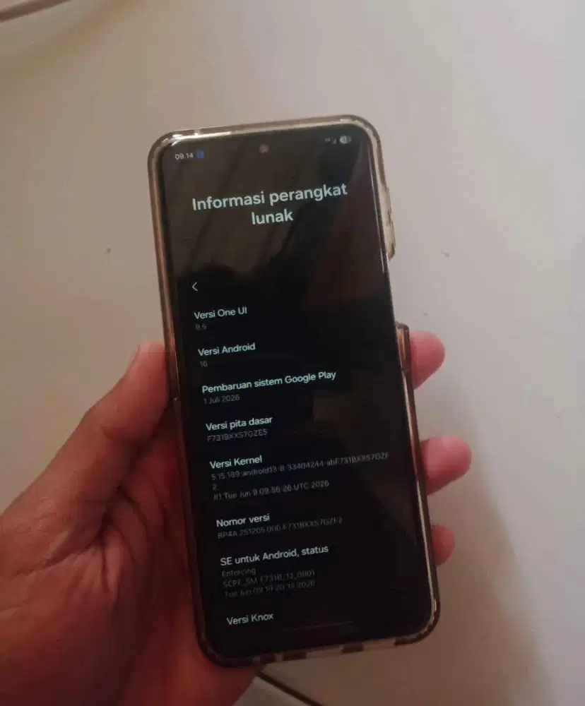 SAMSUNG Z FLIP 5 BATANGAN