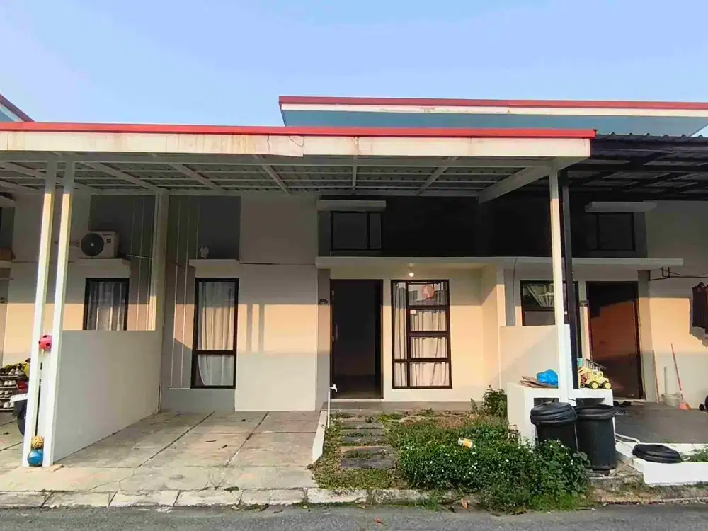 Disewakan Rumah Std Developer di Central Raya, Tiban