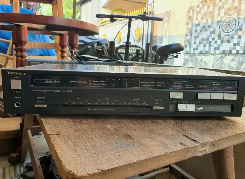 Amplifier Technics SU- Z250