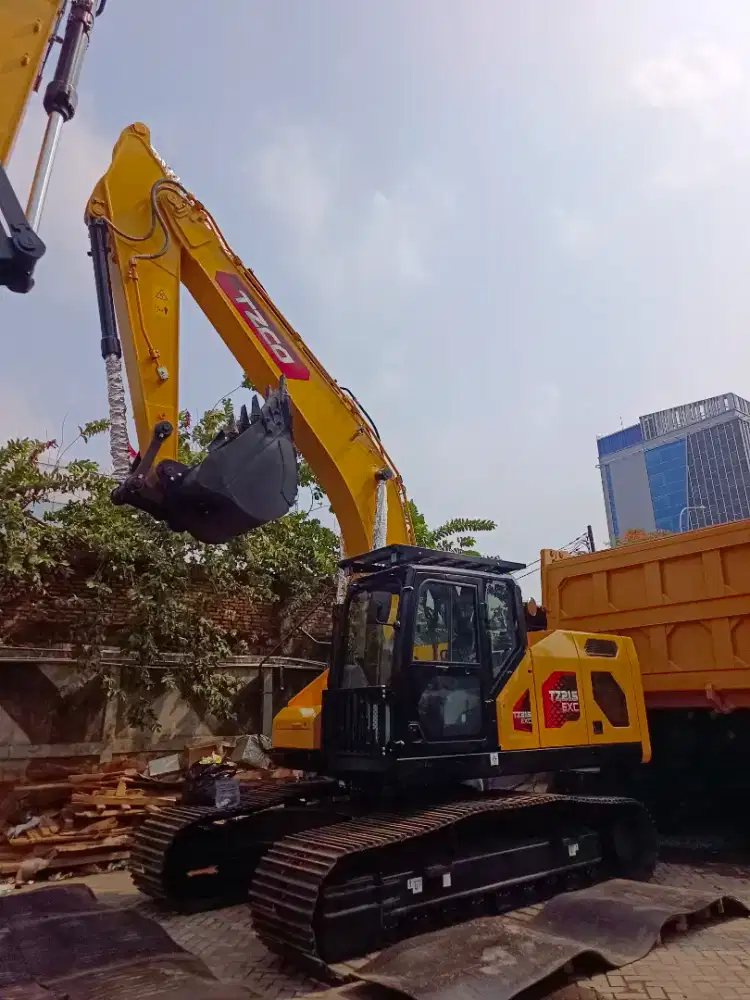 Excavator TZCO type TZ215 kelas 21 ton