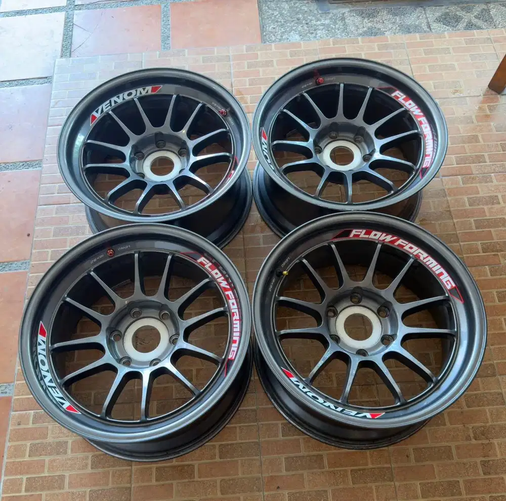 VELG LENSO VENOM 5 ORIGINAL THAILAND R18 x 9 ET0 untuk Pajero Fortuner