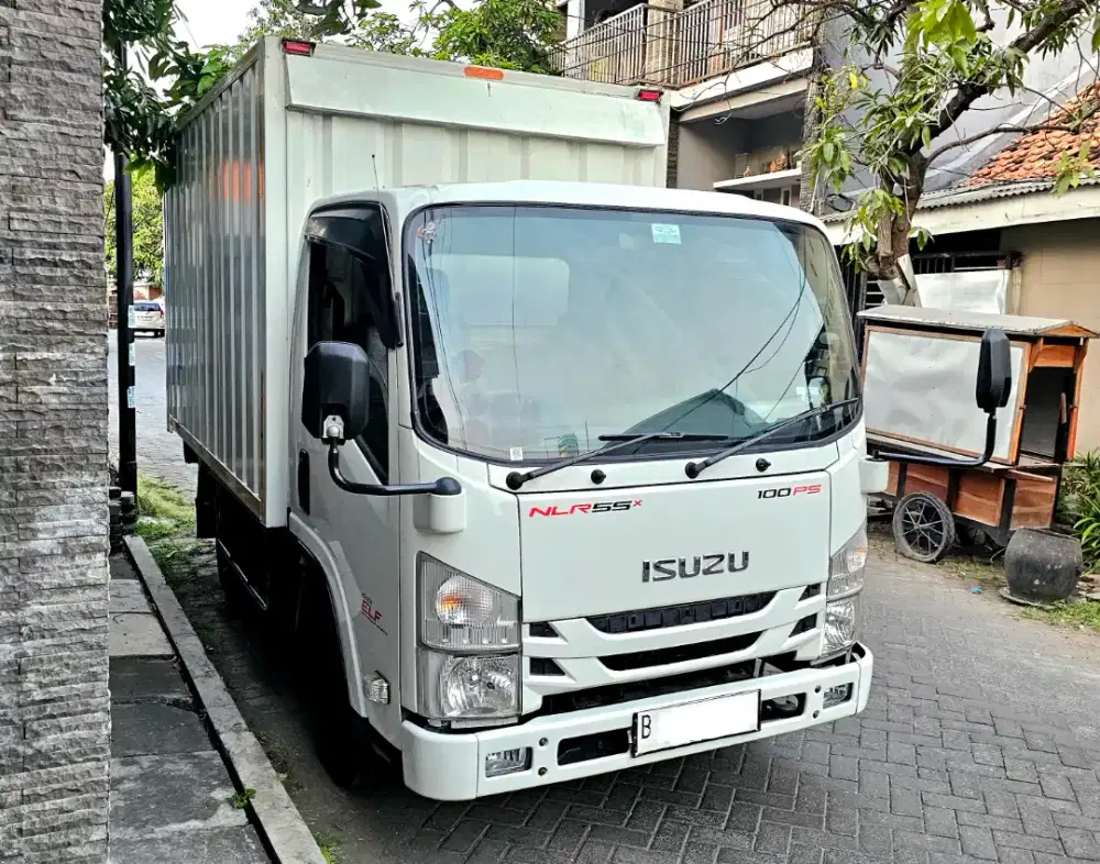 ELF GIGA NLR-55TX BOX BESI KABIN FULL ORI KM LOW MESIN TRAWAT ISTIMEWA